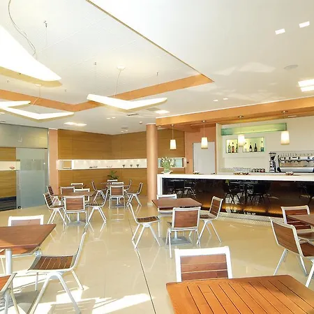 Navize-te Ristorante Congressi 호텔 보르고 산 달마쪼